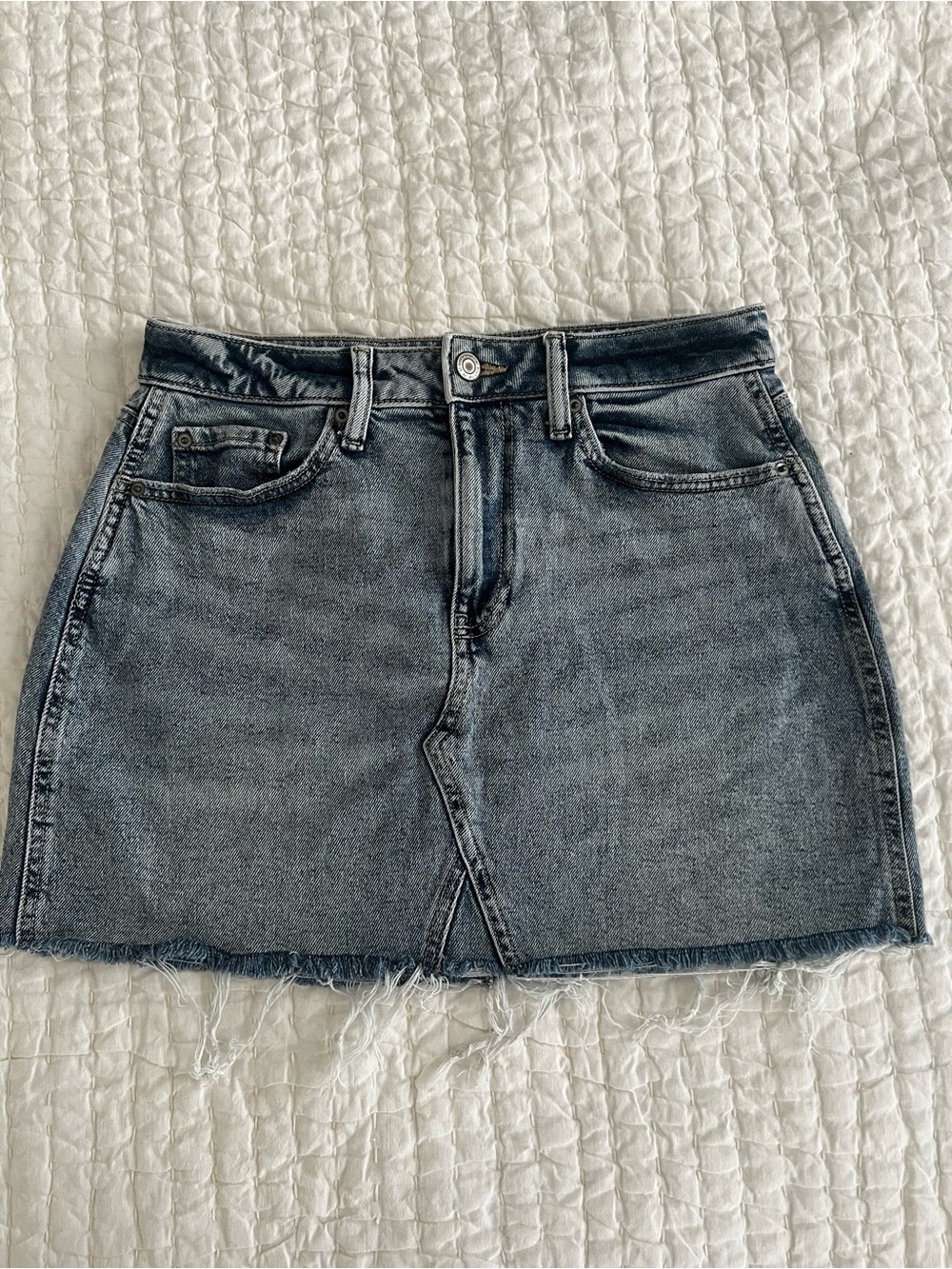 SO - Denim Mini Skirt - Casual Everyday Staple